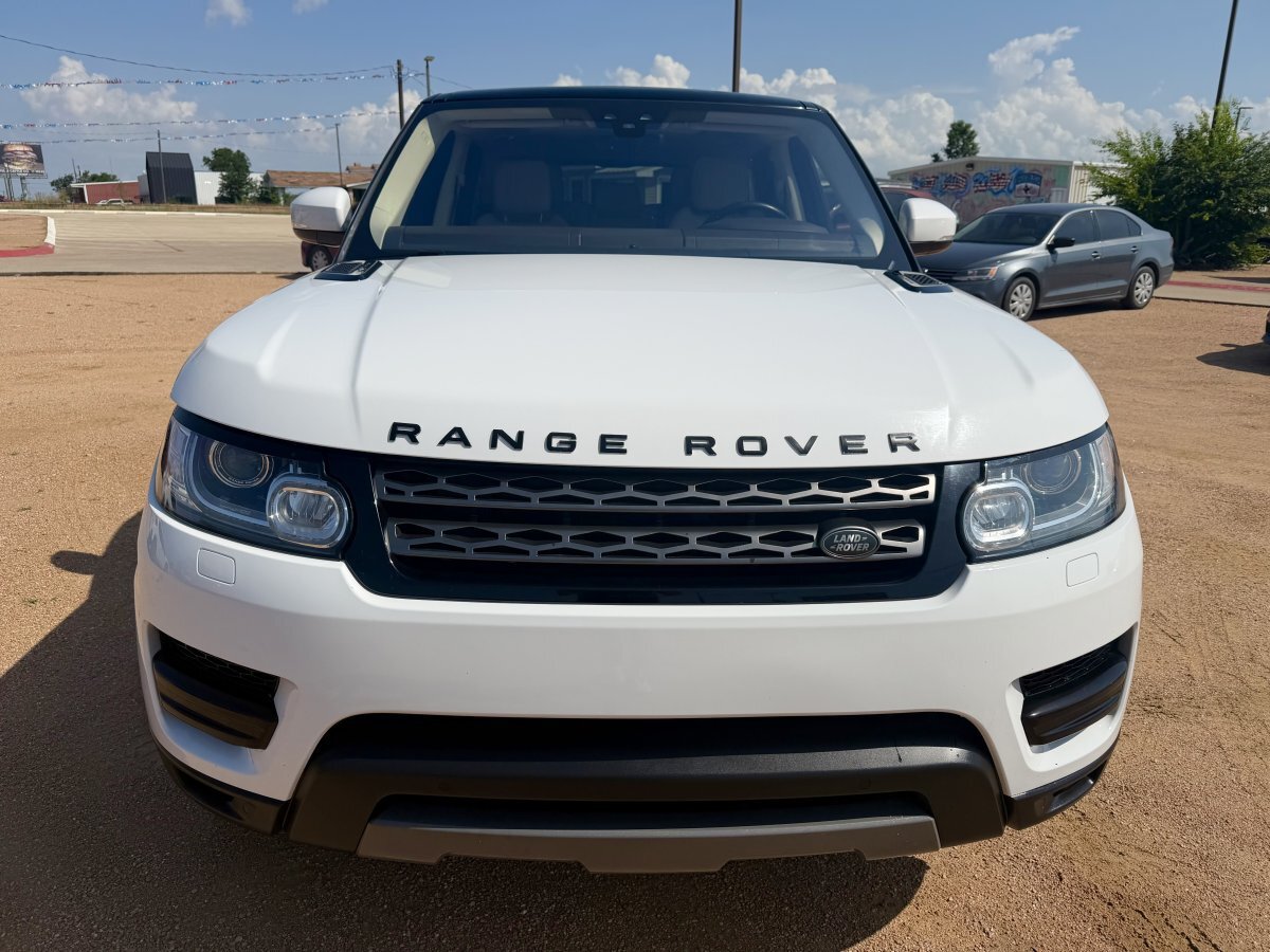 Used 2017 Land Rover Range Rover Sport SE AWD/4WD image 2