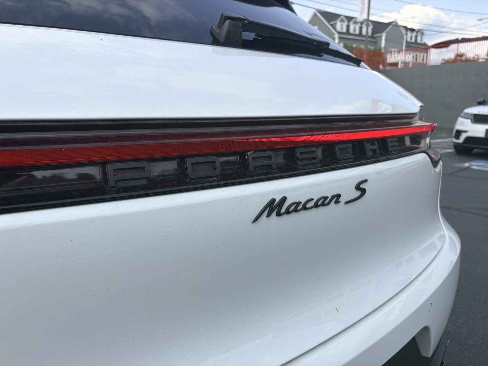 Used 2020 Porsche Macan S AWD/4WD image 10