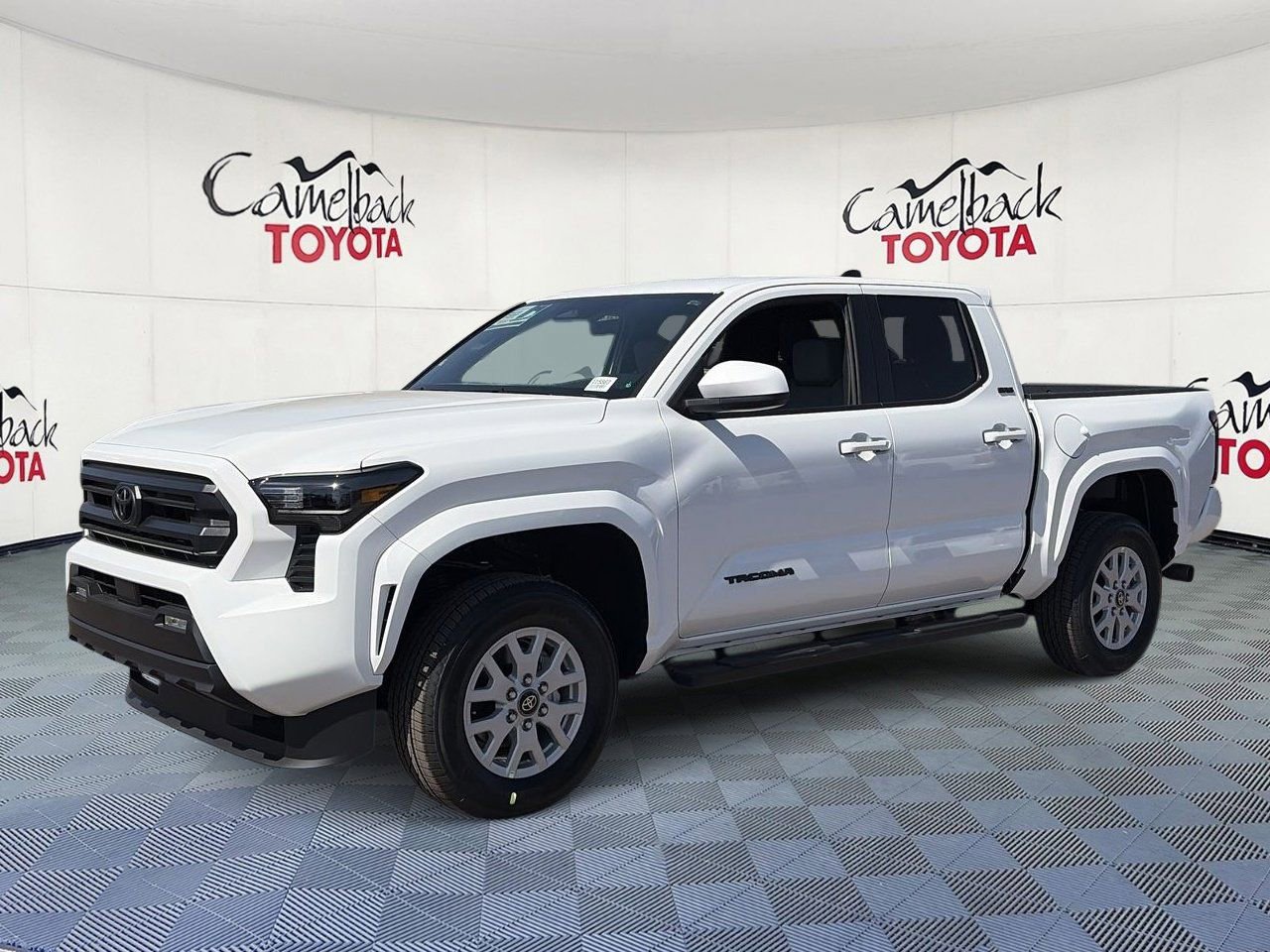 New 2026 Toyota Tacoma SR5 AWD/4WD image 4