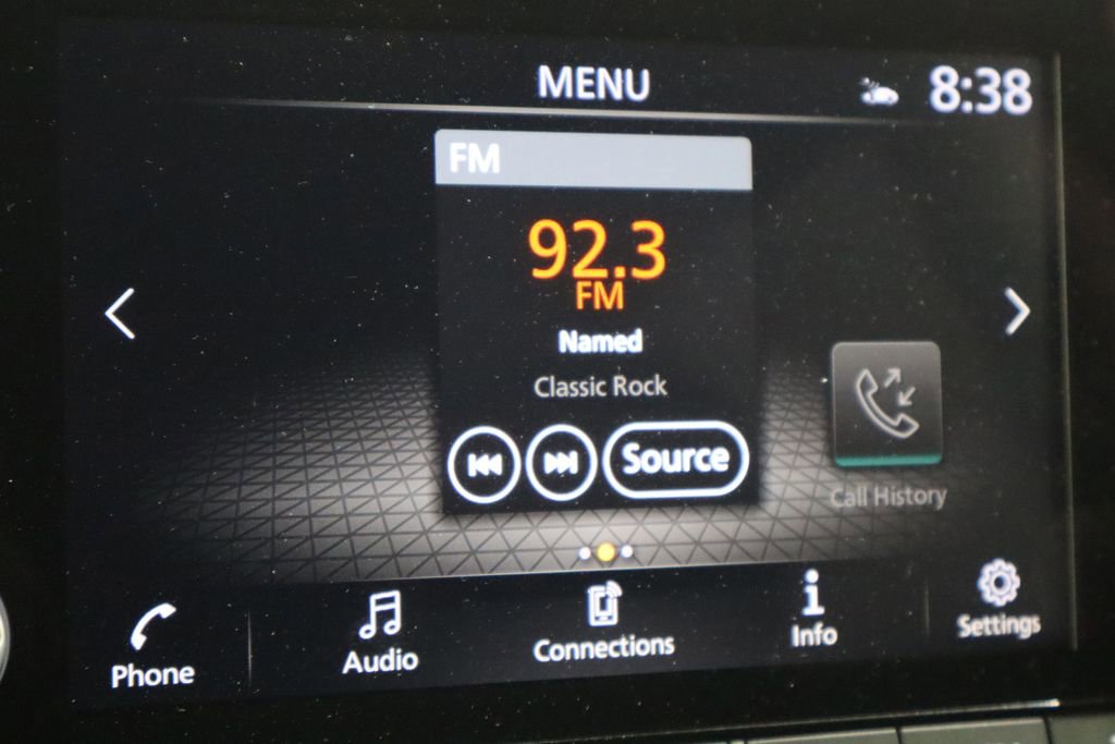 Used 2024 Nissan Pathfinder SV image 33