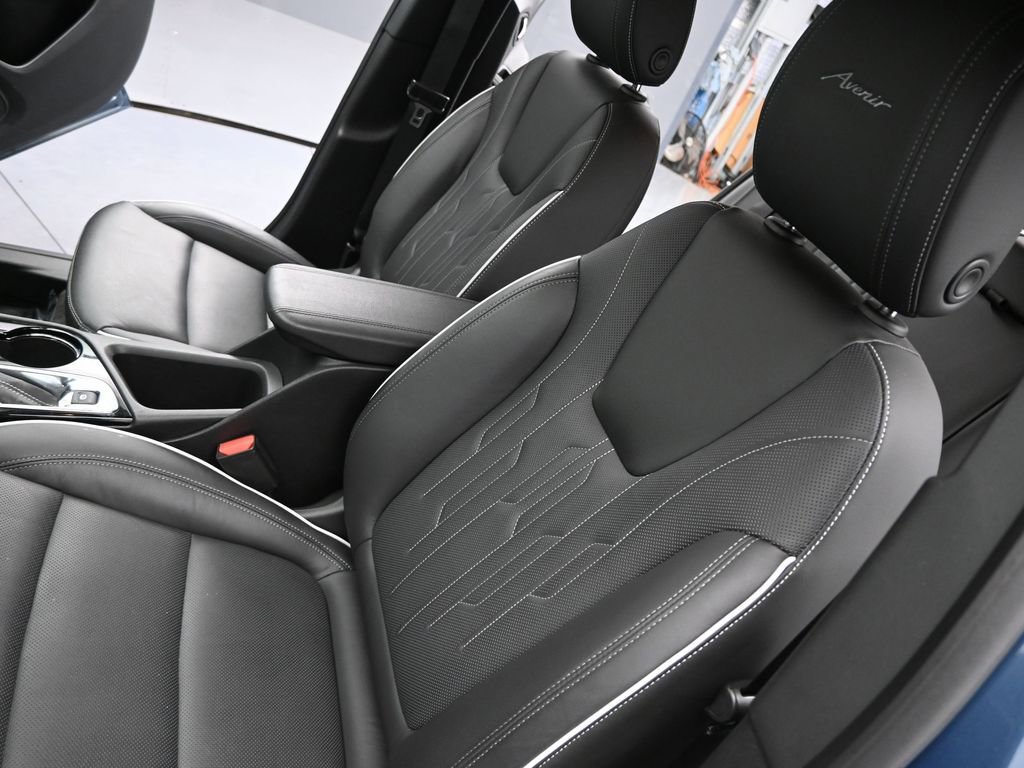 Used 2024 Buick Encore GX Avenir w/ Avenir Convenience Package FWD image 9