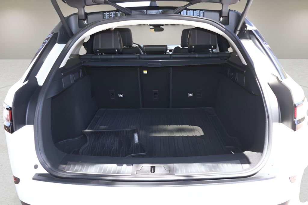 Used 2020 Land Rover Range Rover Velar S AWD/4WD image 15