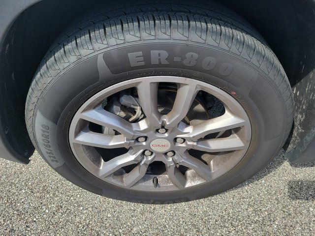 Used 2024 GMC Terrain SLT FWD image 7