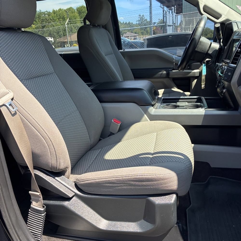 Used 2017 Ford F250 XLT w/ XLT Premium Package AWD/4WD image 6