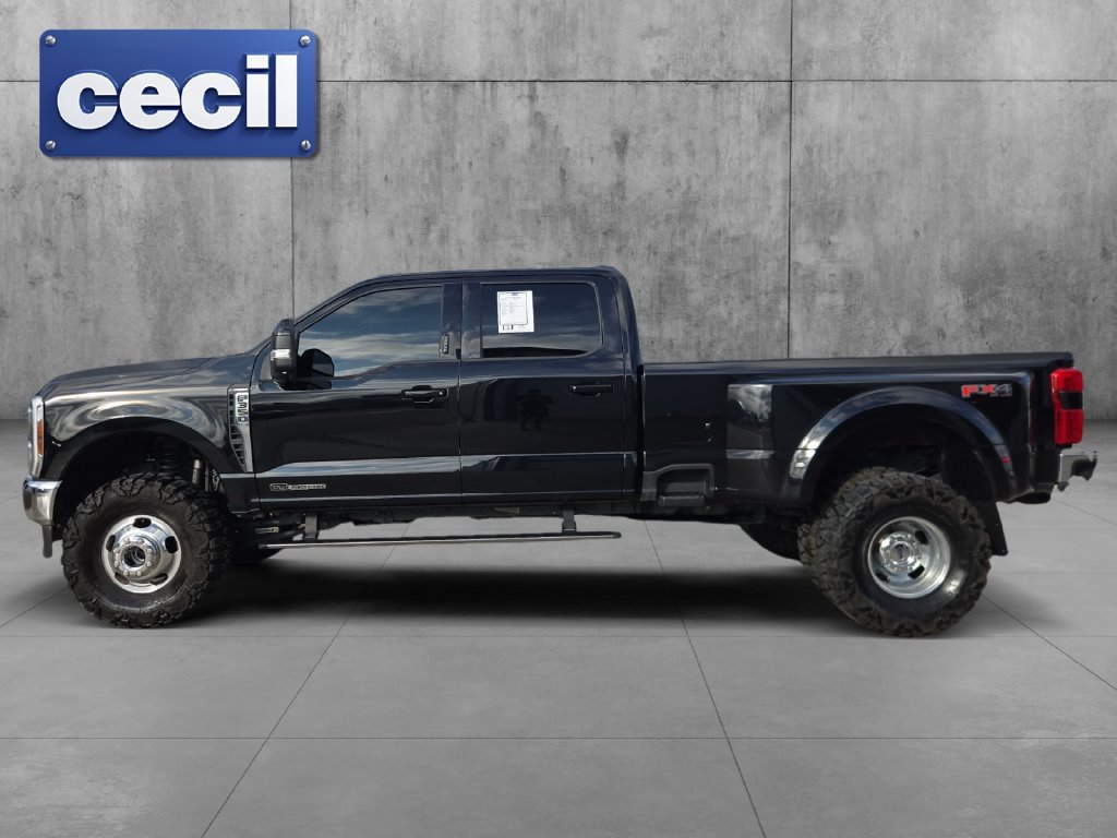 Used 2024 Ford F350 Lariat w/ Lariat Ultimate Package AWD/4WD image 8