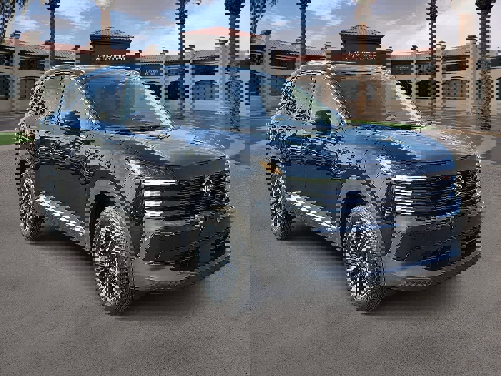 Used 2025 Nissan Kicks SR FWD image 2