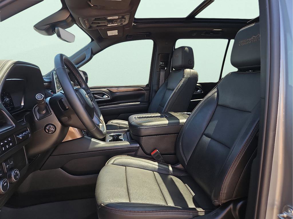 Used 2024 Chevrolet Tahoe High Country image 11