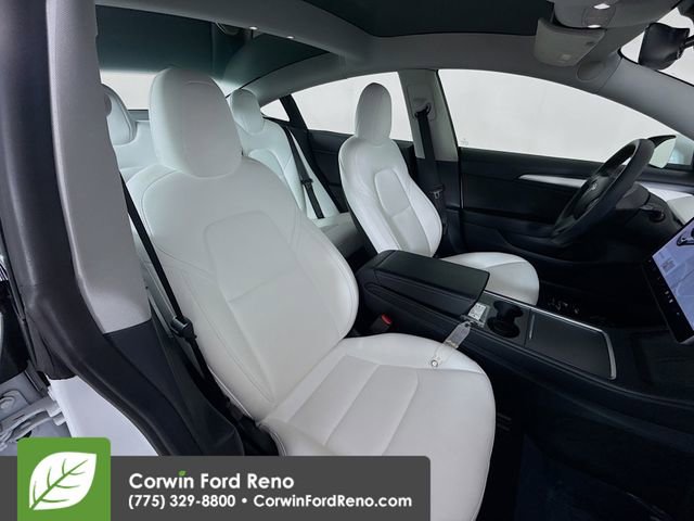 Used 2021 Tesla Model 3 Performance image 27