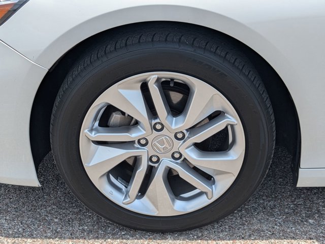 Used 2019 Honda Accord LX image 10