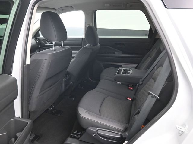 Used 2023 Nissan Pathfinder SV image 10