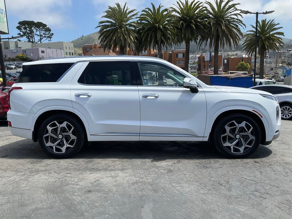Used 2022 Hyundai Palisade Calligraphy w/ Winter Package FWD image 5