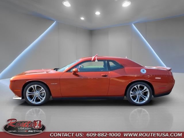 Used 2021 Dodge Challenger R/T RWD image 7
