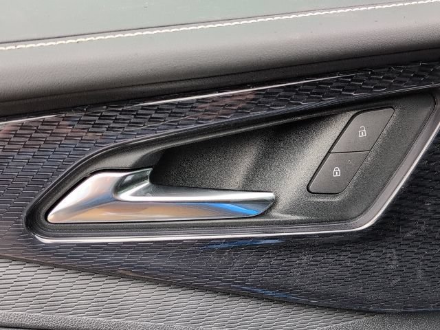 New 2026 Chevrolet Blazer EV LT AWD/4WD image 15