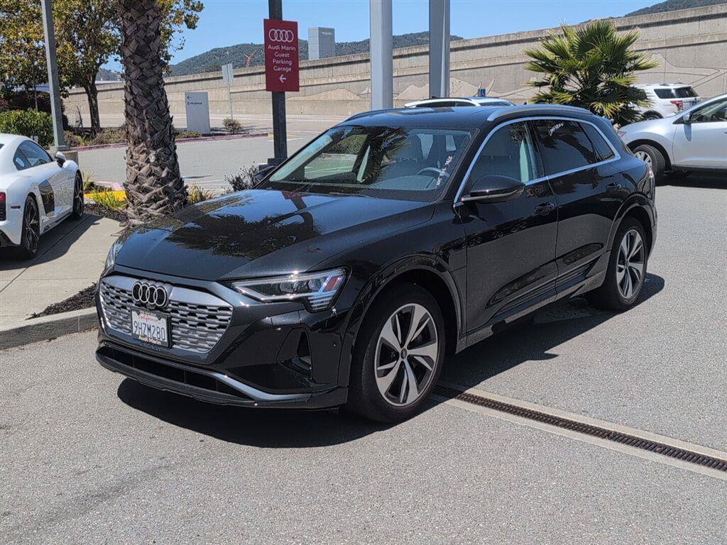 Used 2024 Audi Q8 e-tron Premium Plus w/ Premium Plus Package
