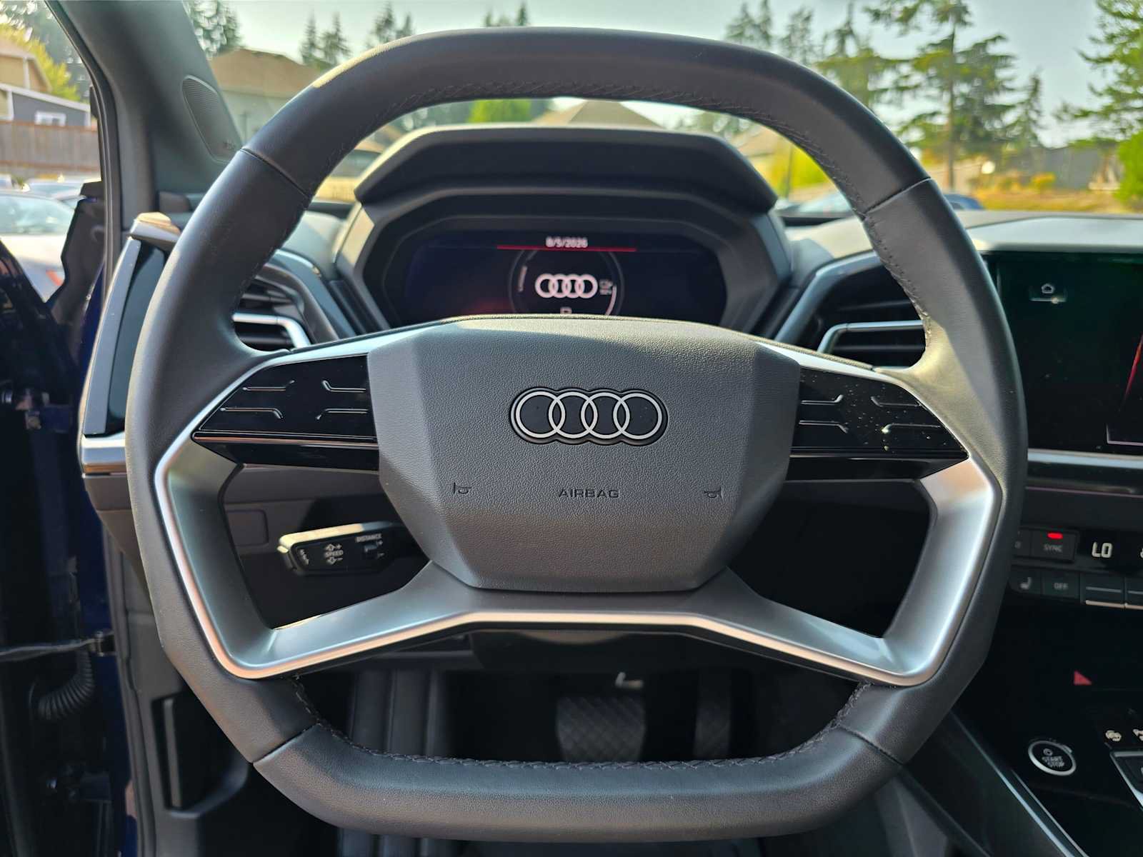 Used 2023 Audi Q4 e-tron Prestige AWD/4WD image 23