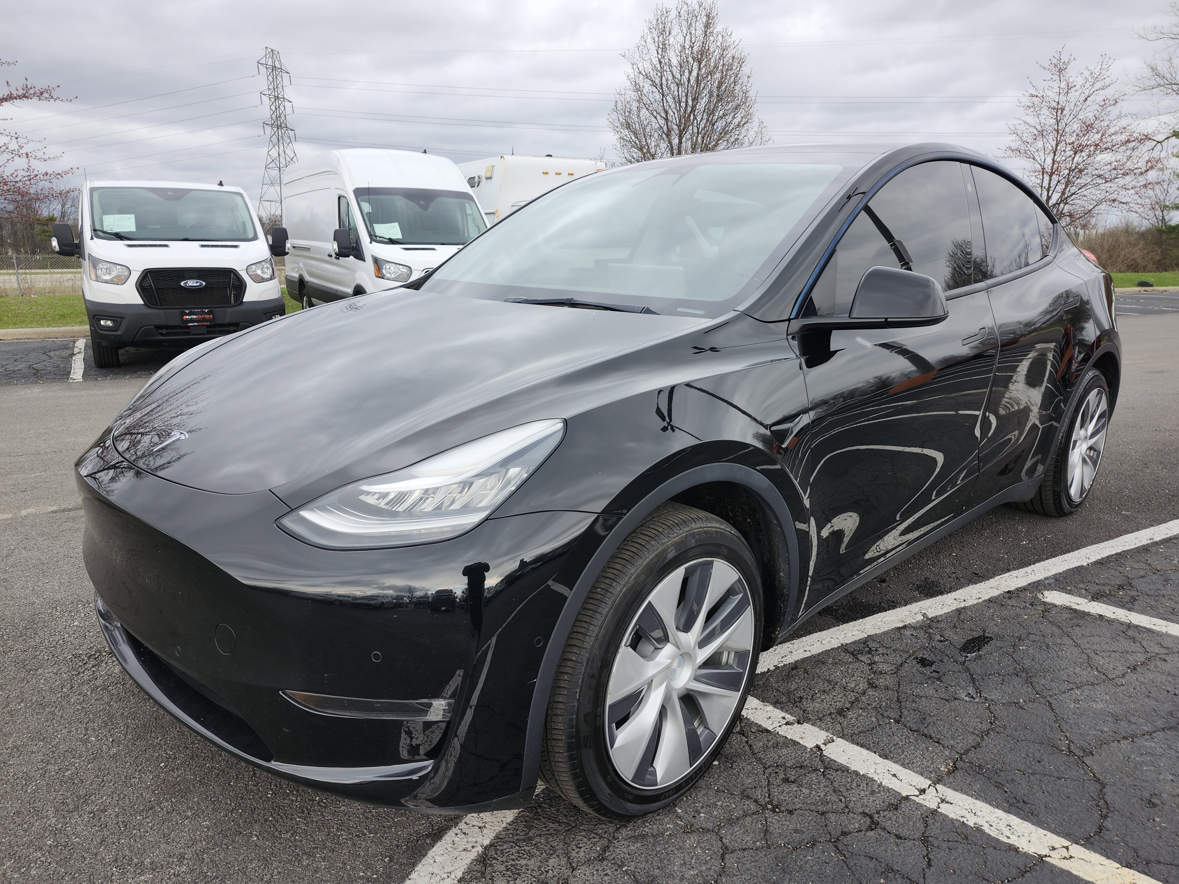 Used 2021 Tesla Model Y Long Range image 14