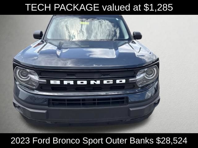 Used 2023 Ford Bronco Sport Outer Banks w/ Tech Package AWD/4WD image 2