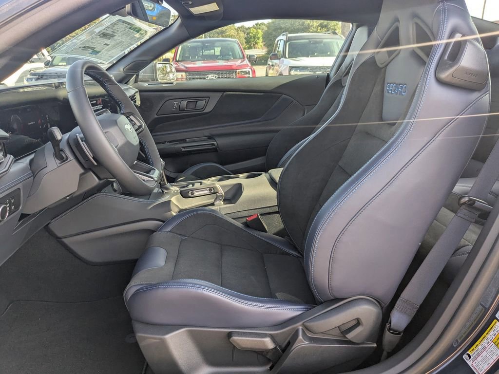 New 2025 Ford Mustang Dark Horse image 22