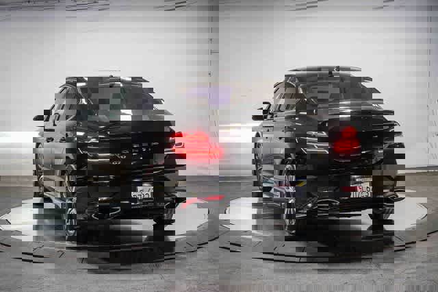 Used 2023 Genesis G70 3.3T image 2