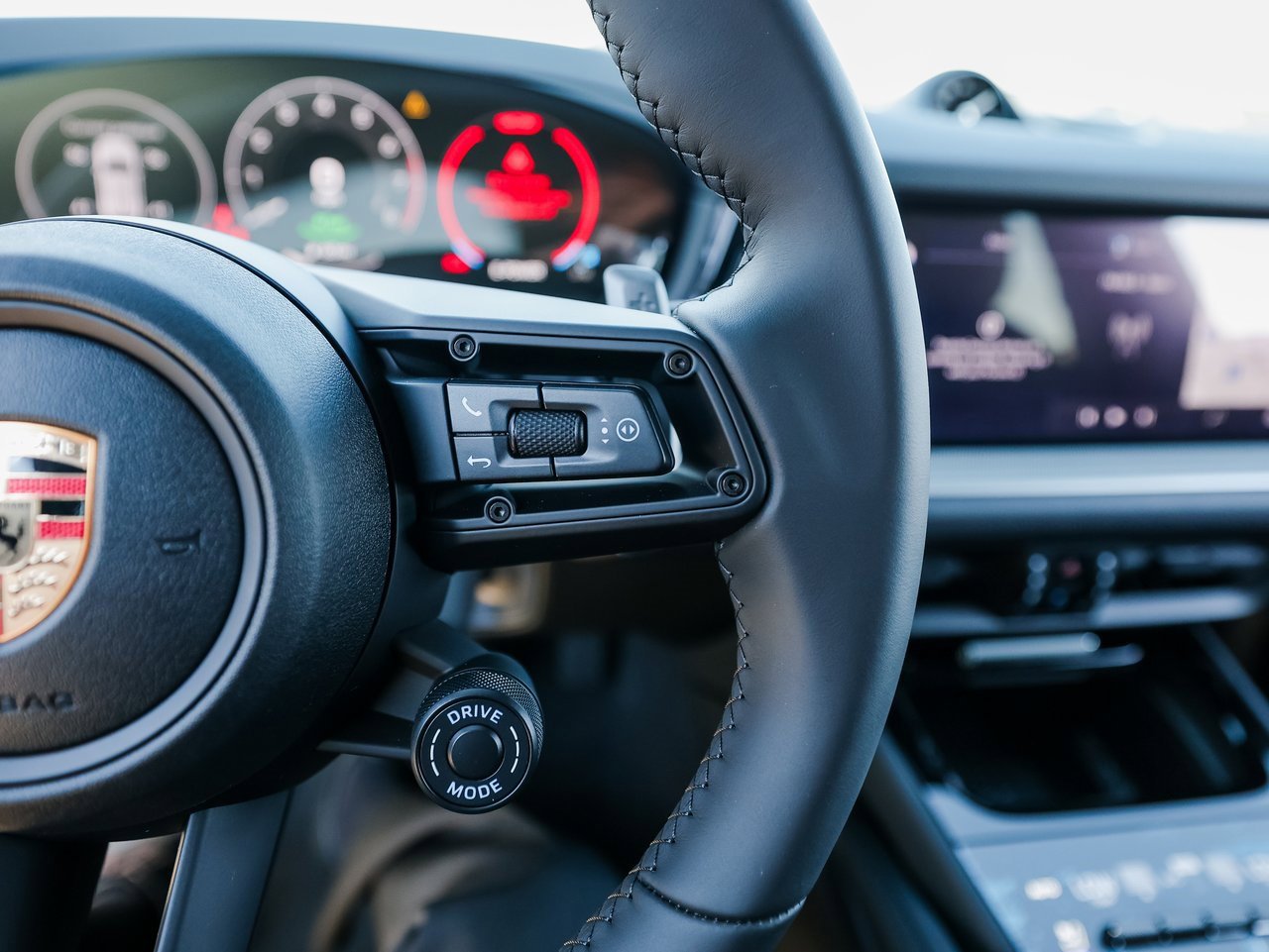 New 2026 Porsche Cayenne E-Hybrid image 16