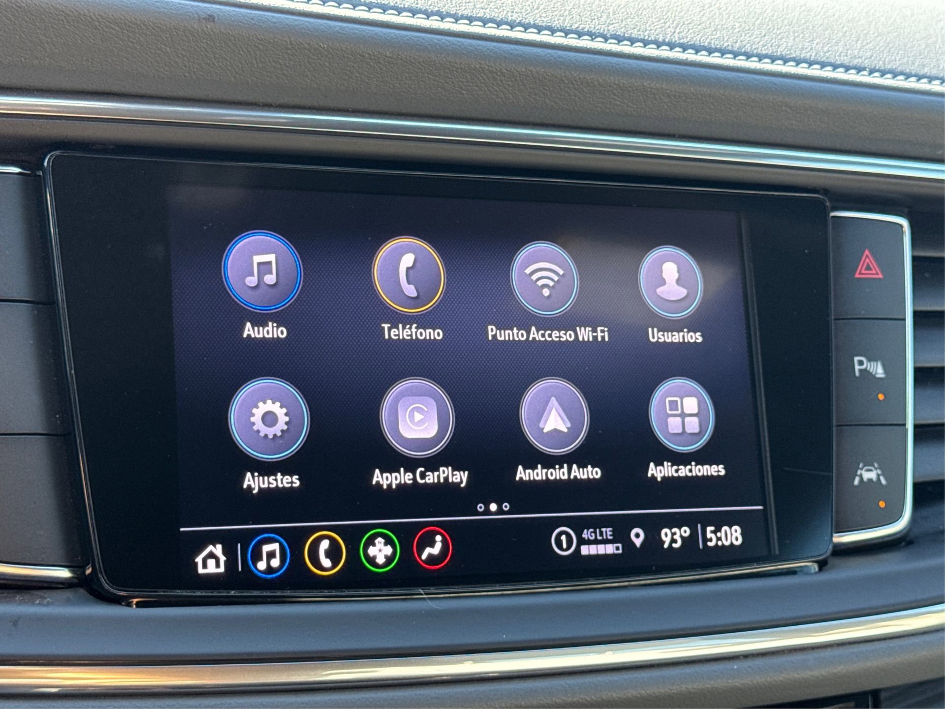 Certified 2024 Buick Enclave Essence image 29