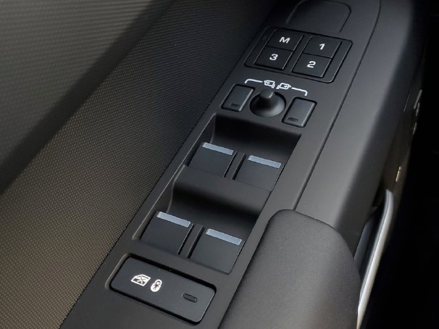 New 2026 Land Rover Defender 110 S AWD/4WD image 20