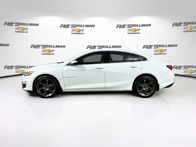 Used 2020 Chevrolet Malibu Premier FWD image 4