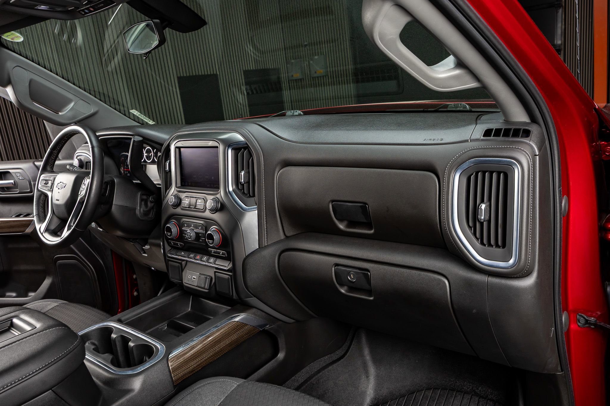 Used 2022 Chevrolet Silverado 1500 LT Trail Boss w/ Safety Package image 18