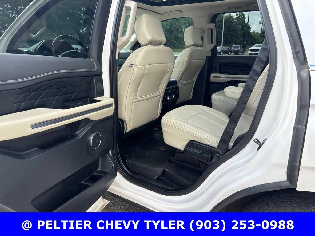 Used 2019 Ford Expedition Platinum AWD/4WD image 19