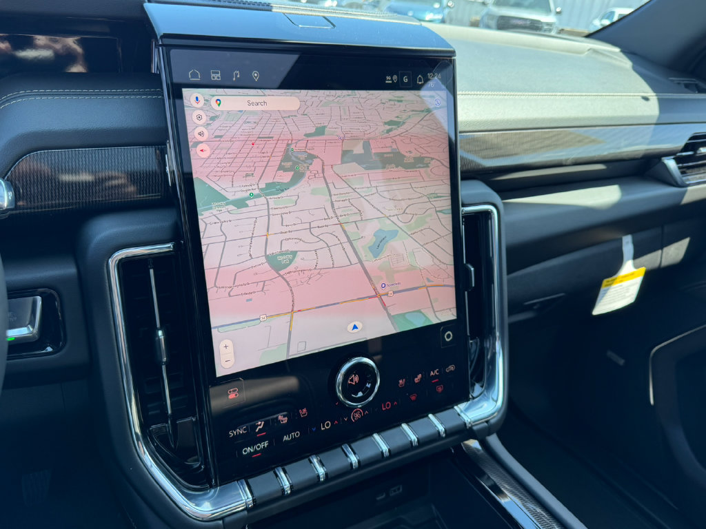 New 2026 GMC Yukon Elevation w/ Elevation Premium Package AWD/4WD image 31
