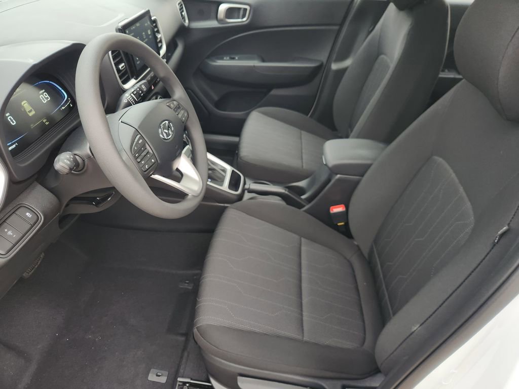 New 2026 Hyundai Venue SE FWD image 10