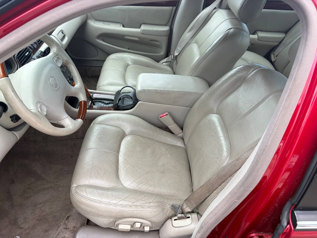 Used 1998 Cadillac Seville STS w/ Heated Seats Pkg FWD image 9