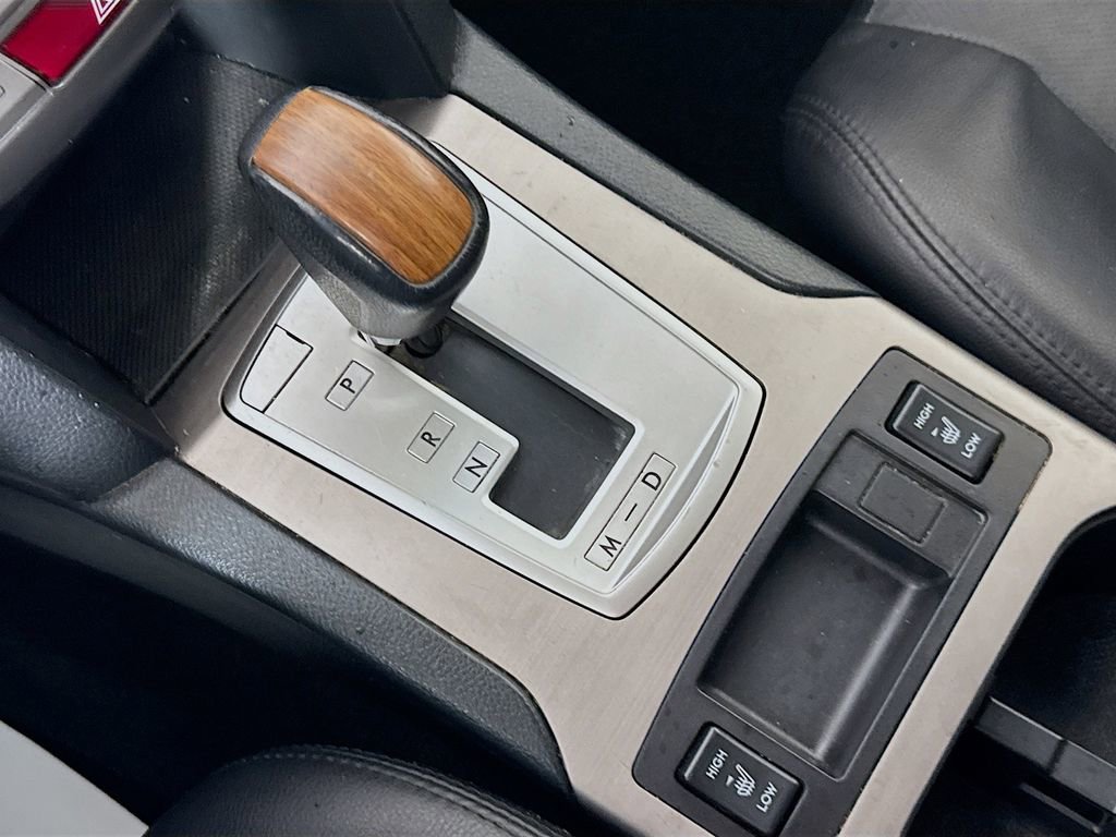 Used 2014 Subaru Outback 3.6R Limited w/ Moonroof Package image 19