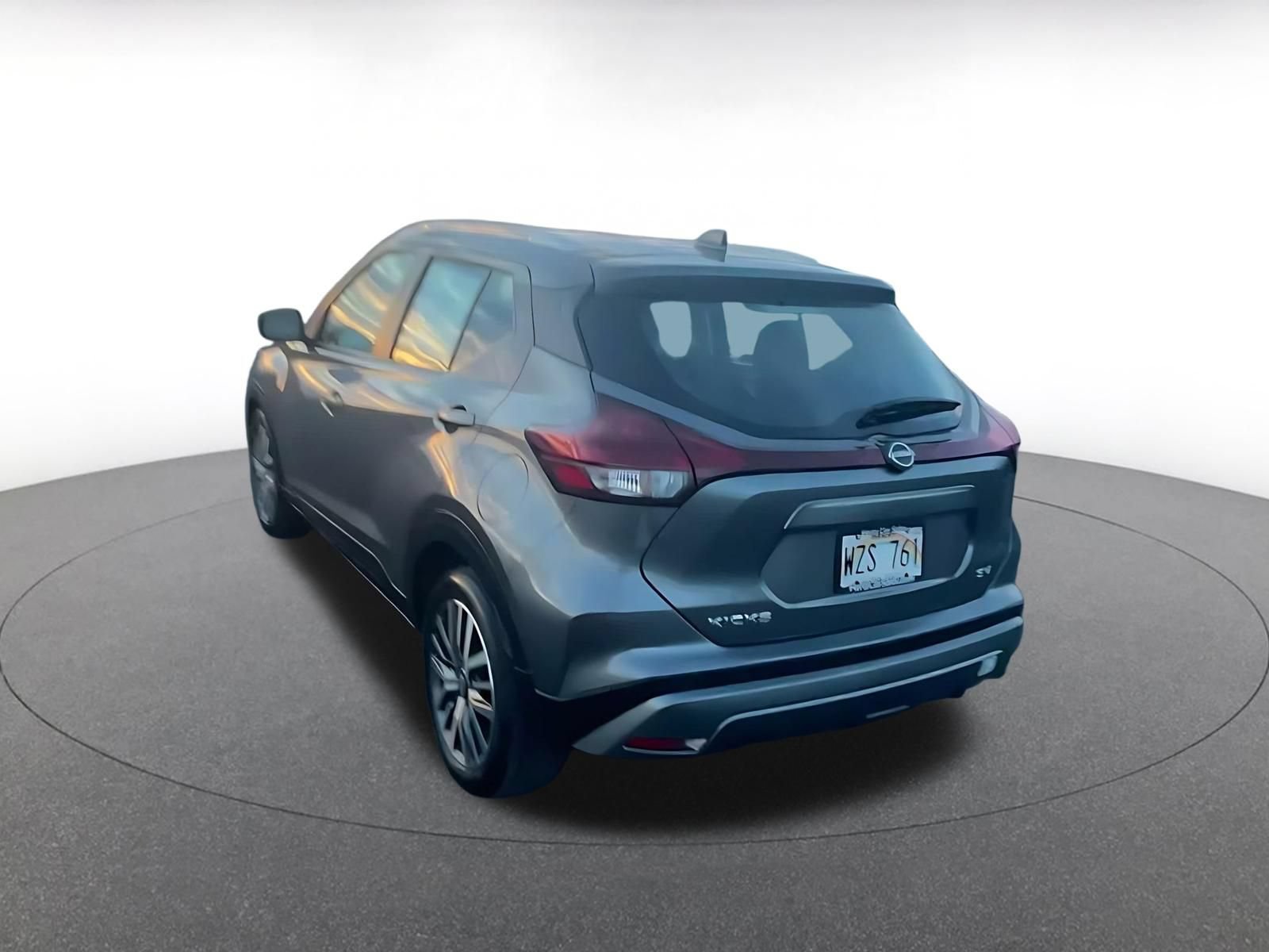 Used 2024 Nissan Kicks SV FWD image 11
