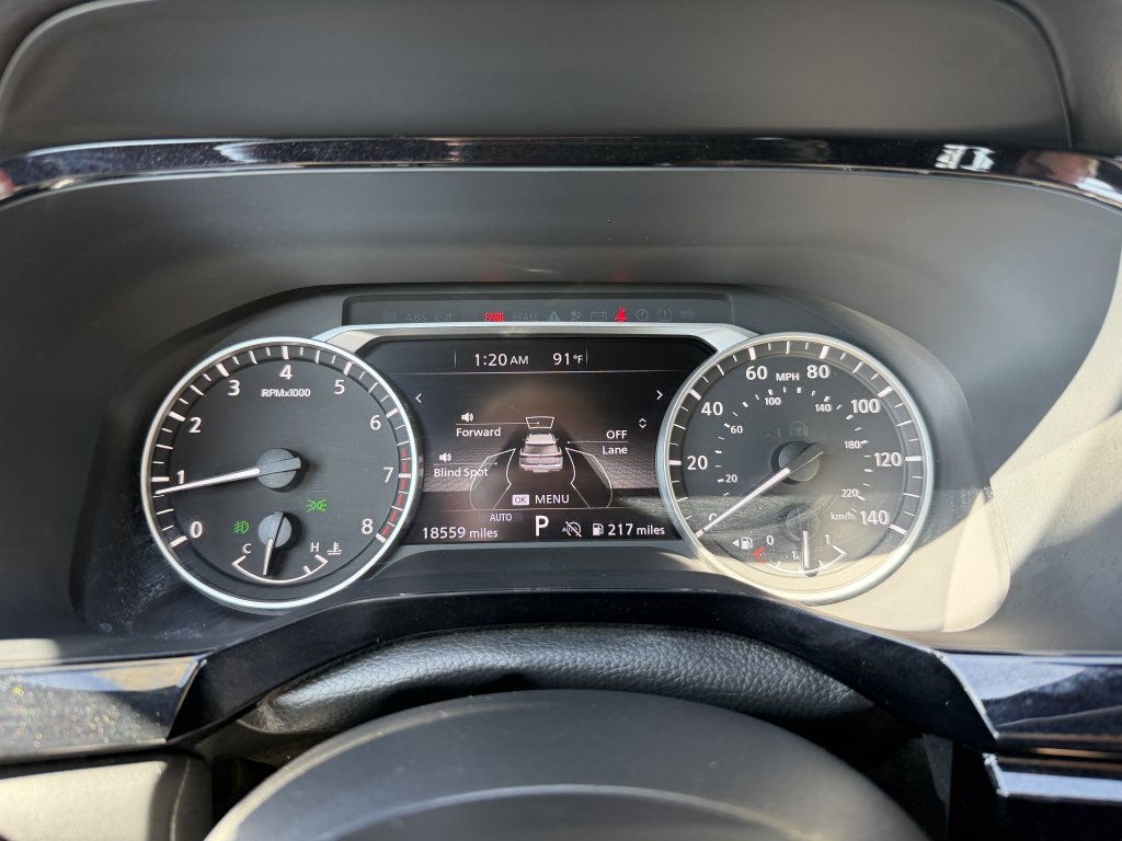 Used 2024 Nissan Pathfinder Rock Creek AWD/4WD image 17