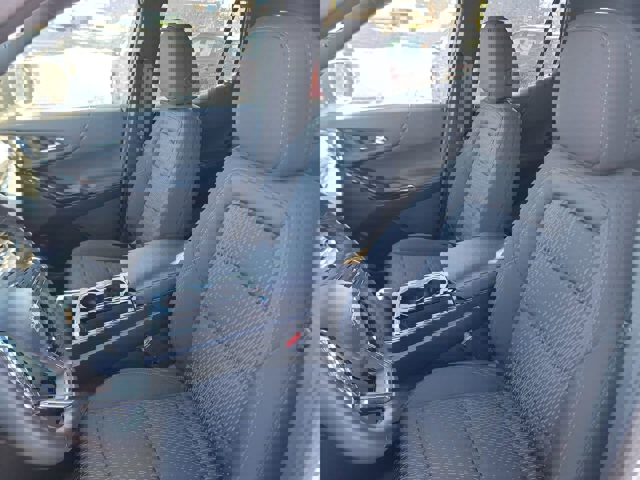 Used 2025 Chevrolet Equinox LT image 13