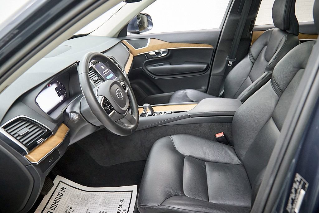 Certified 2023 Volvo XC90 B6 Plus w/ Protection Package image 22