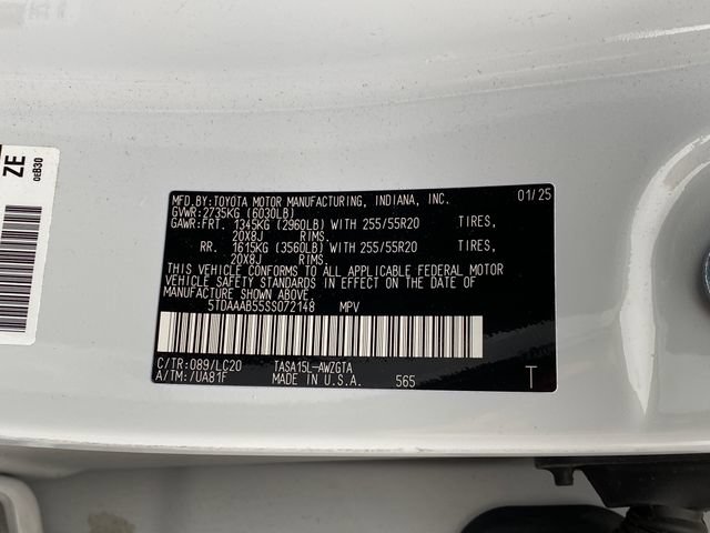 Used 2025 Toyota Grand Highlander AWD image 20