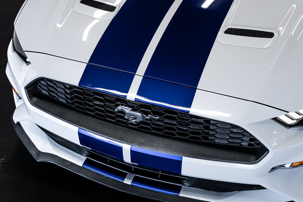 Used 2020 Ford Mustang Premium RWD image 10
