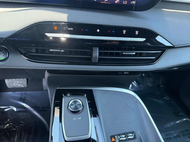 New 2026 Buick Enclave Sport Touring w/ Power Package FWD image 25