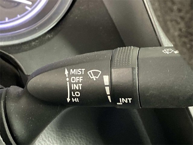 Used 2018 Toyota Camry LE image 19