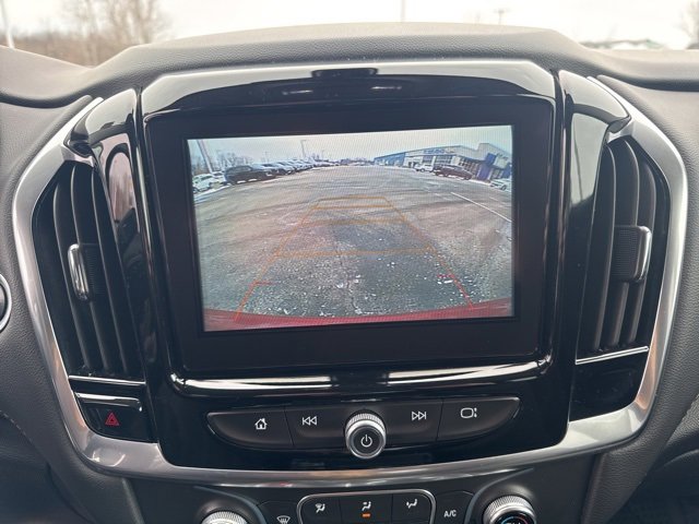 Used 2019 Chevrolet Traverse LT image 13