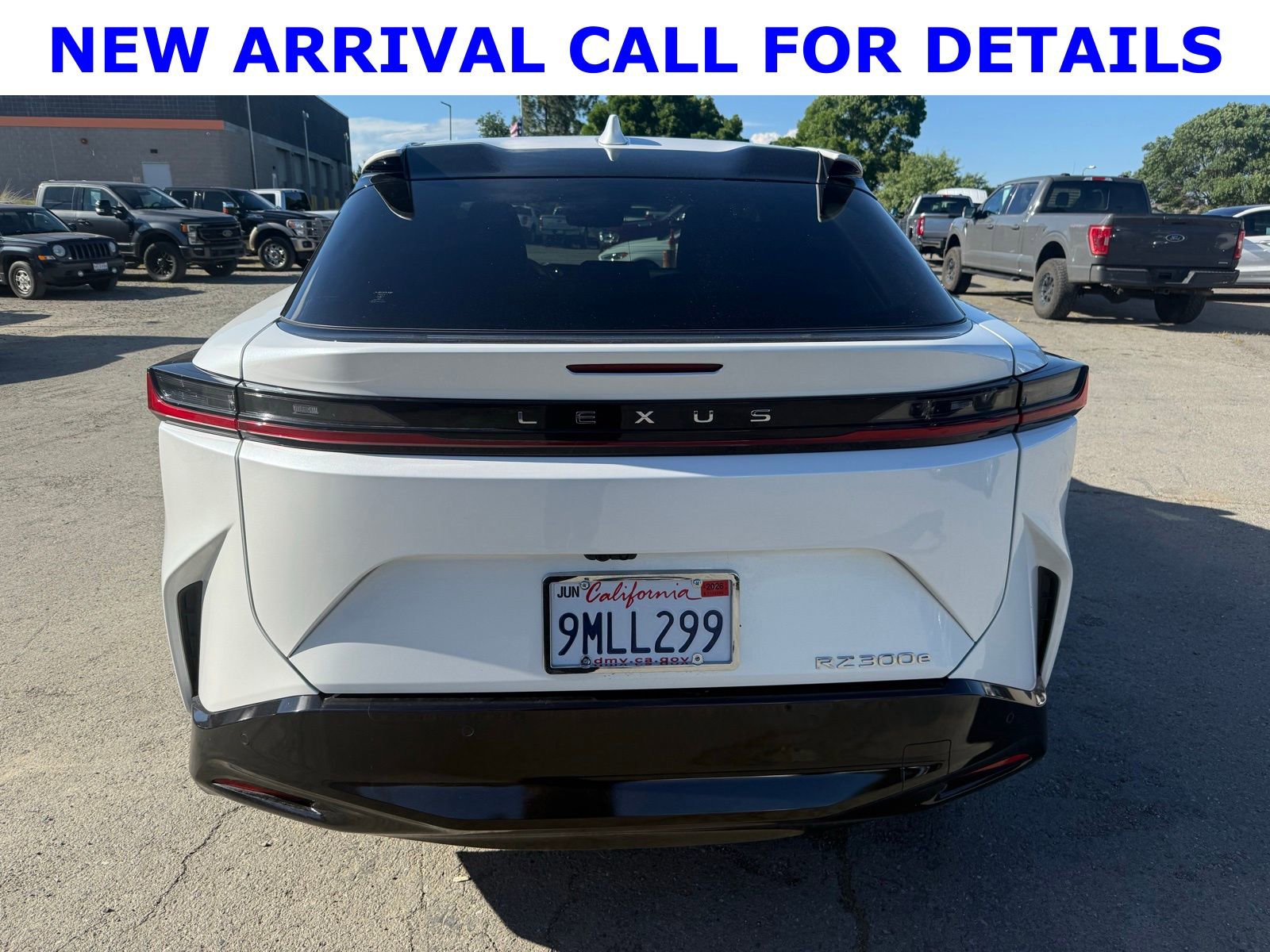 Used 2024 Lexus RZ 300e Premium image 4