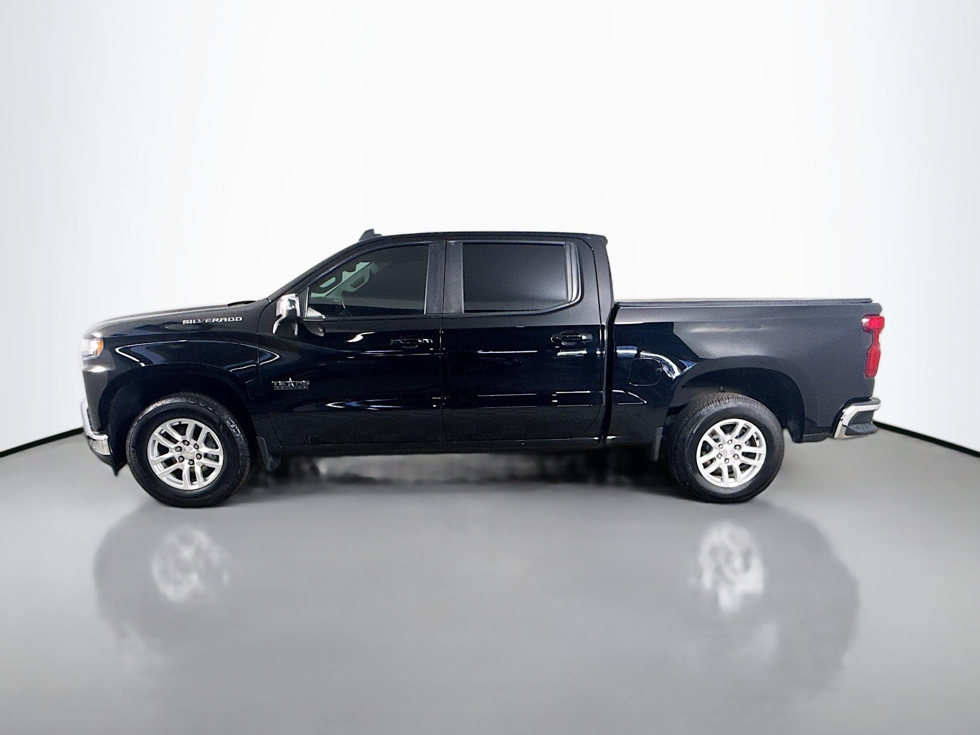 Used 2021 Chevrolet Silverado 1500 LT w/ Bed Protection Package RWD image 6