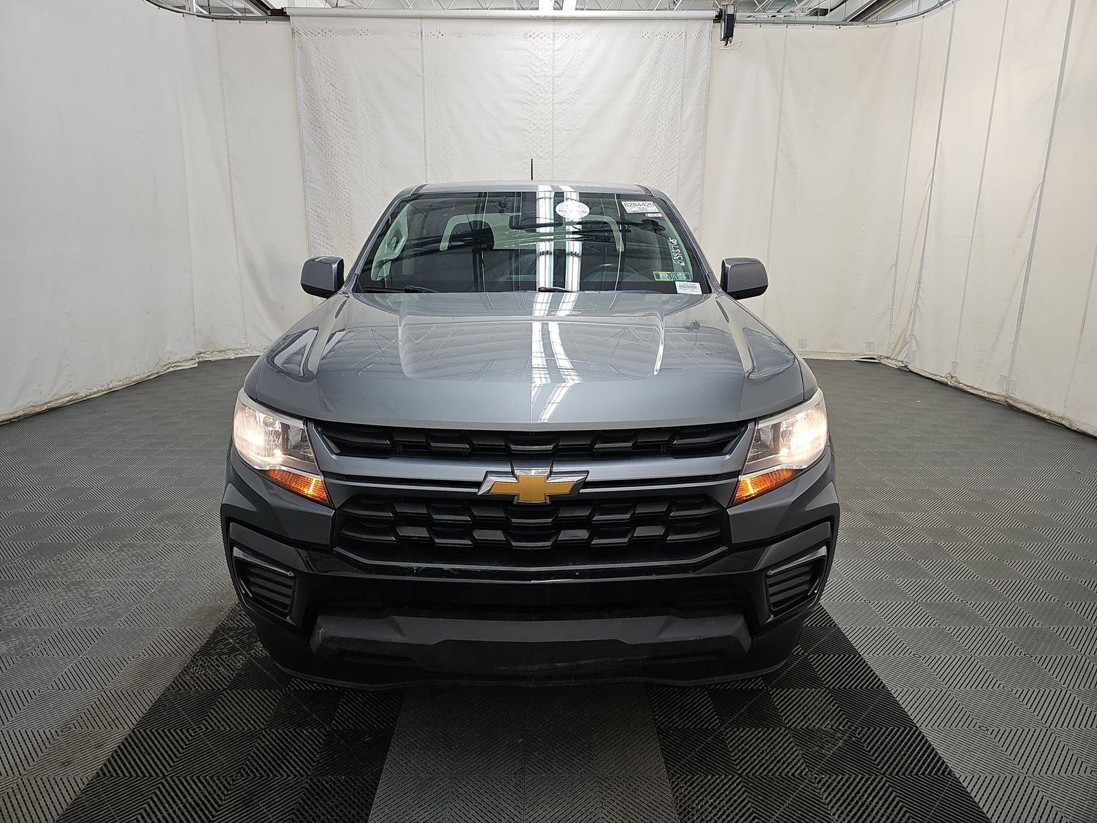 Used 2022 Chevrolet Colorado LT image 2