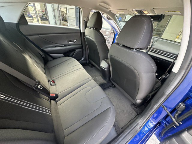 Used 2023 Hyundai Elantra SEL FWD image 16
