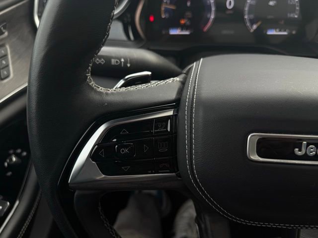 Used 2022 Jeep Grand Cherokee Overland w/ Adv Protech Group III image 29