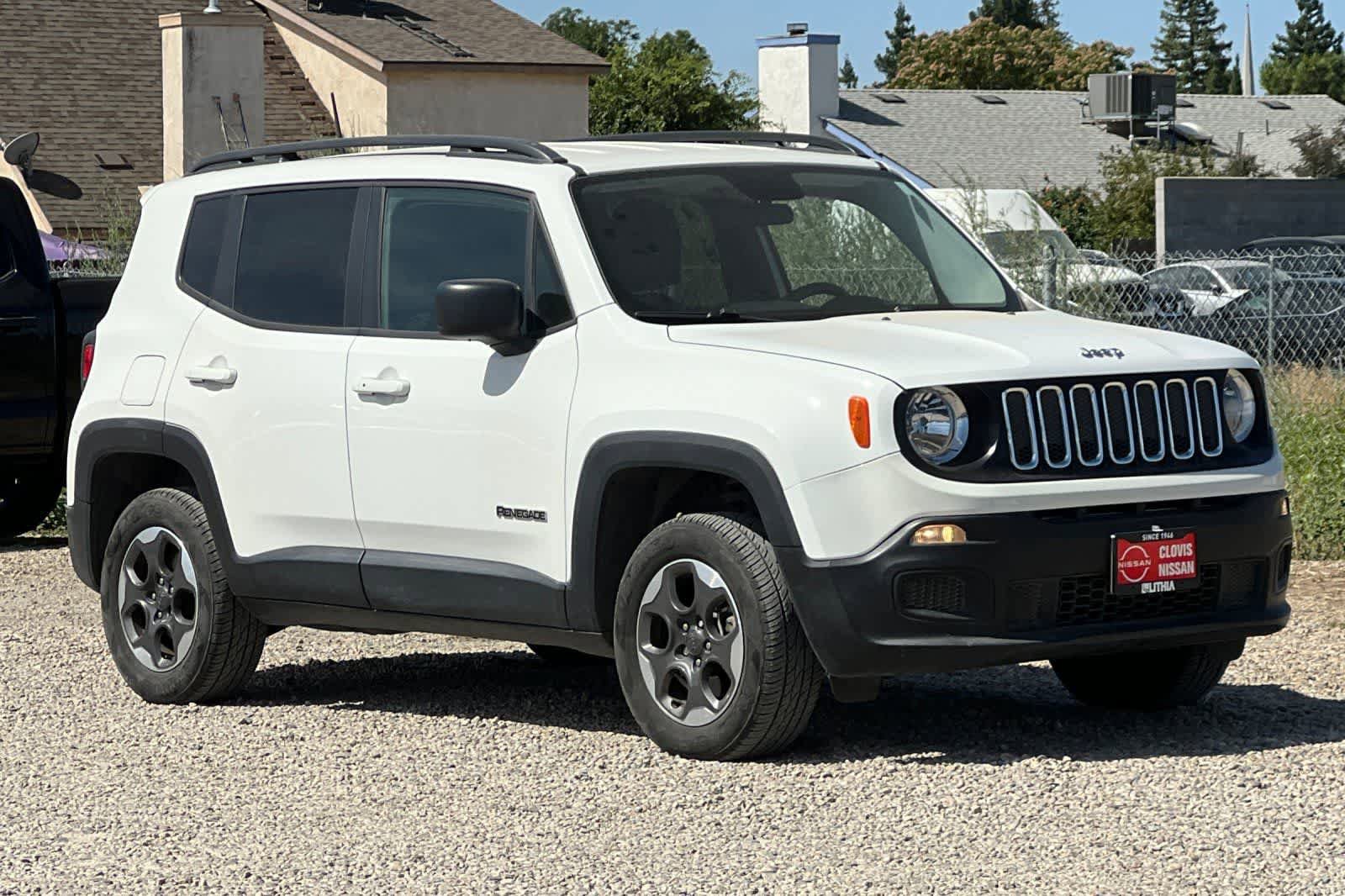 Used 2017 Jeep Renegade Sport w/ Power & Air Group AWD/4WD image 10