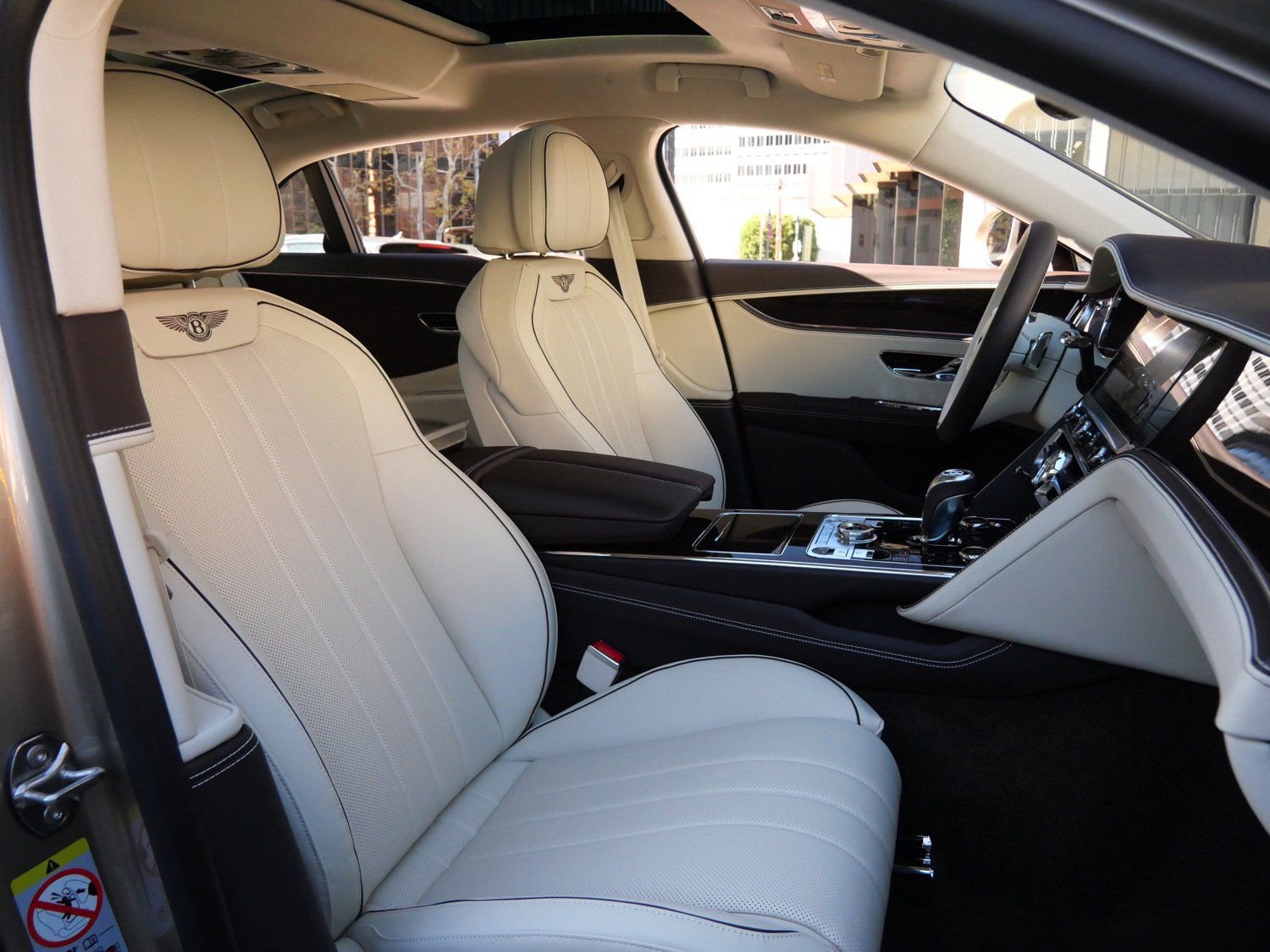 New 2026 Bentley Flying Spur Plug-In Hybrid AWD/4WD image 24