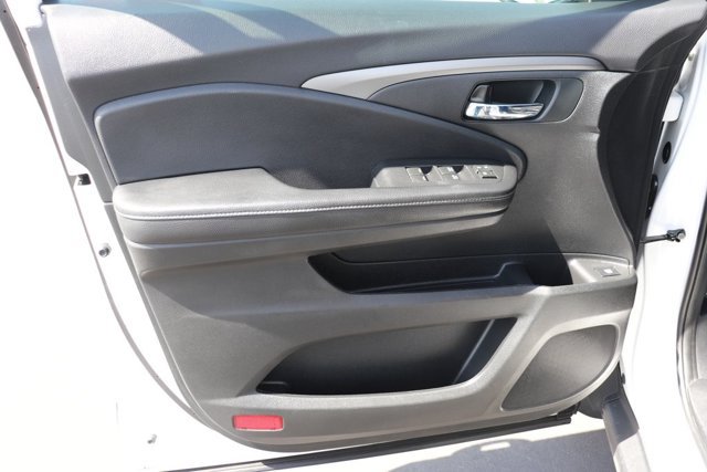 Used 2024 Honda Ridgeline Sport image 10